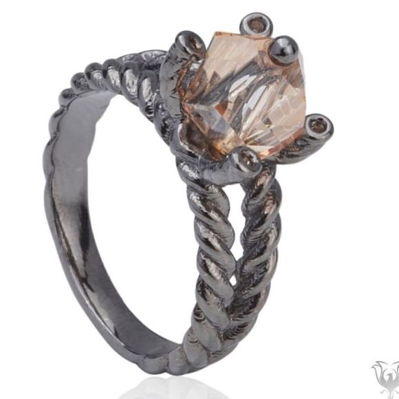 Swarovski crystals ring  - Picture 1 of 7
